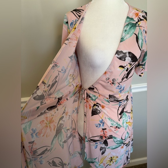 BCBGENERATION Floral Wrap Dress - Picture 9 of 11